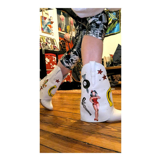Hand-Painted White Leather Cowboy Boots – Pinup, Western Tattoo Art, Rockabilly Style